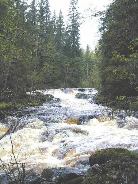 второй и третий сливы водопадного каскада на Иййоки