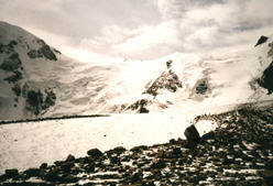 Фото 48. Вид на пер.Маашей - Абыл-Оюк с лед.Лев.Маашей.