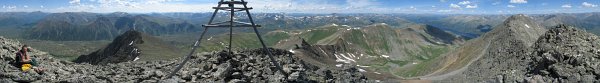 круговая панорама с вершины Буда-Ханда